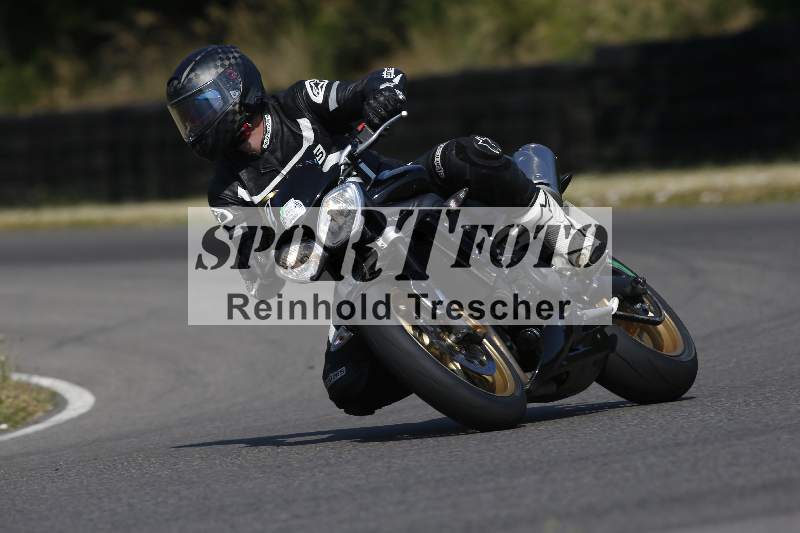 Archiv-2023/28 05.06.2023 Moto Club Anneau du Rhin/blanc-novice/2